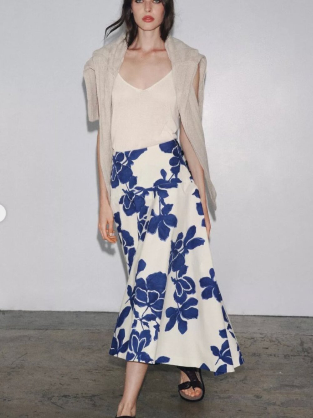 ZARA ZW COLLECTION - FLORAL MIDI SKIRT (XS)